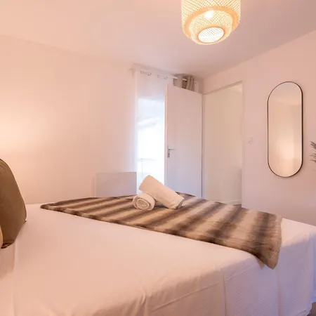 Appartement L'etoile De Penelope - Clim - Calme - Balcon *